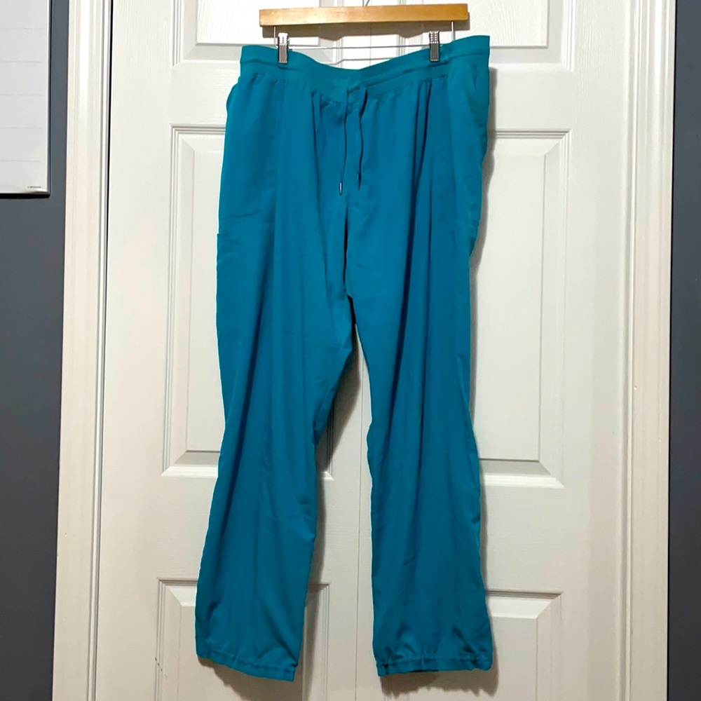 Scrub Bottoms